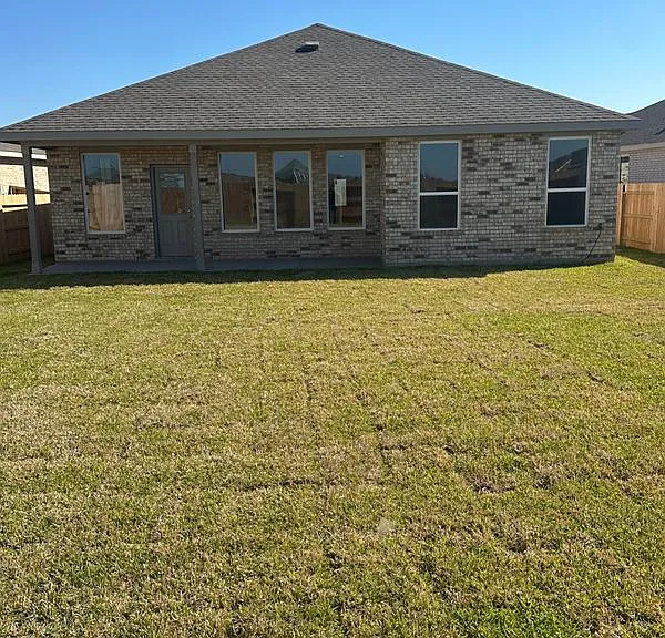 830 Heaven Dr — Photo 14
