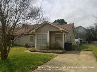 3615 Pine Knoll Dr, Raleigh, NC 27604