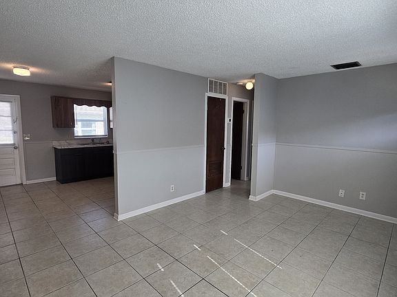 4th image of 773 NE 9th St #B