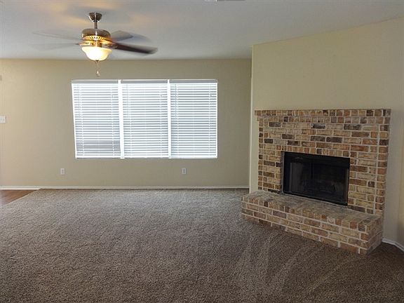 2nd image of 3835 Bosque Seco