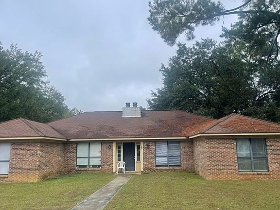 2nd image of 1909 Elkhorn Ln #A