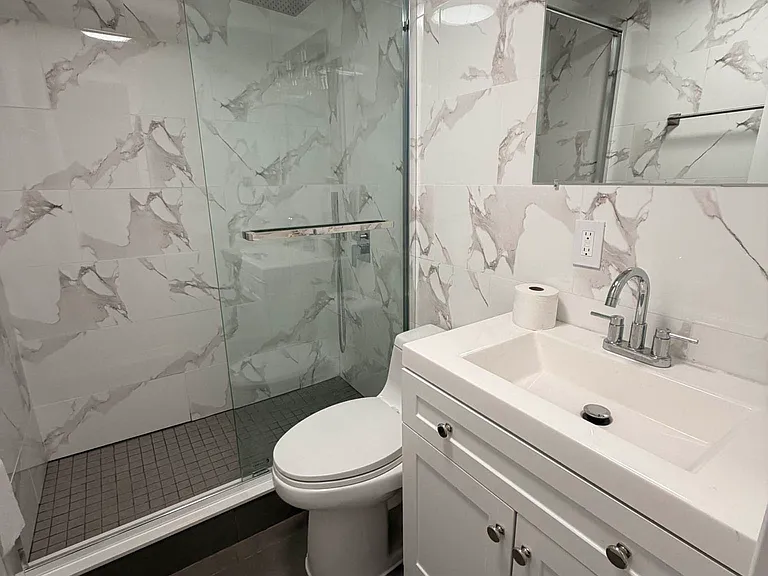 647 Hudson St #3 — Photo 3
