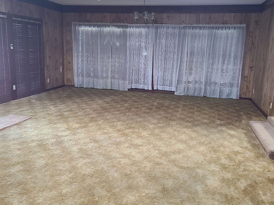 1st image of 112 Churchill Dr