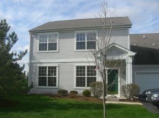 200 Grays Dr, Oswego, IL 60543