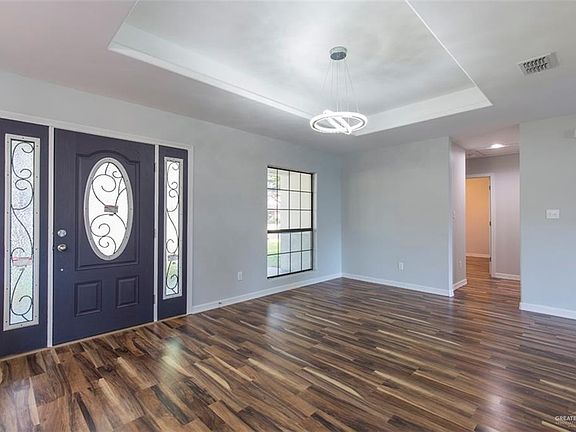 2nd image of 713 Tamarack Ave