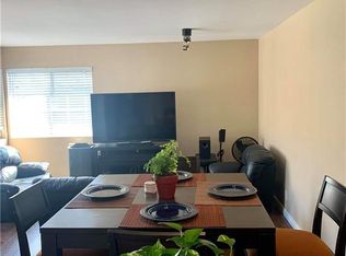 1865 Stanley Ave, Signal Hill, CA 90755