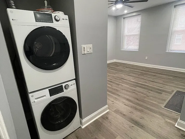 2507 Saint Paul St #1 — Photo 5