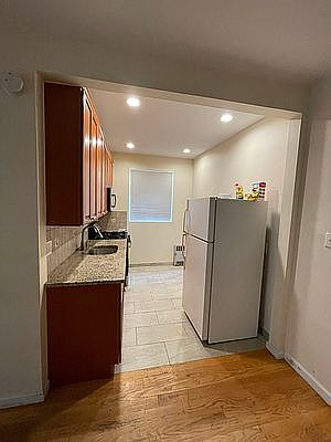 2nd image of 1874 W 4th St #1