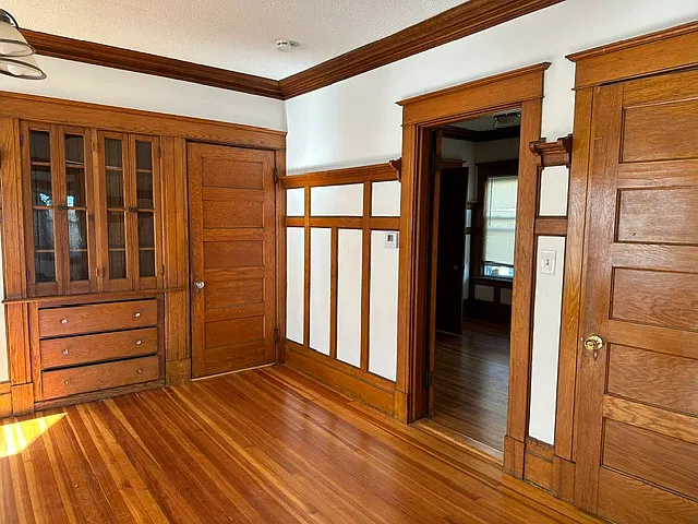 3 bed, 1400 sqft, $1,800 — Photo 4