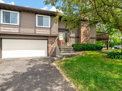 2890 Castleford Ct, Woodbury, MN, 55125