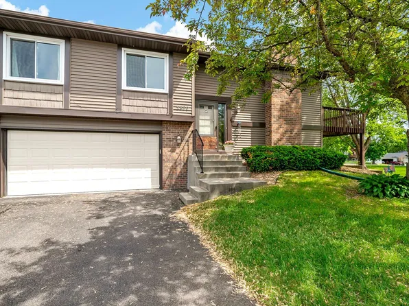 2890 Castleford Ct, Woodbury, MN 55125