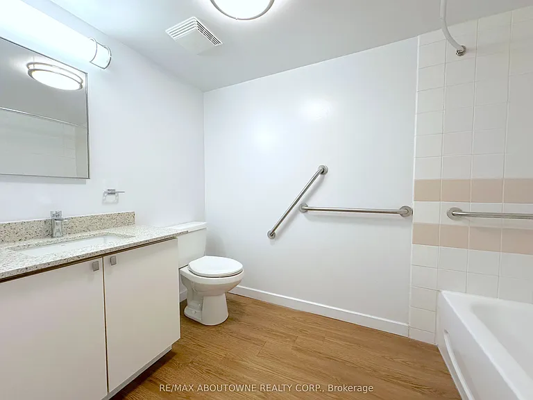 268 Merton St #205 — Photo 10