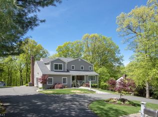 53 Alexandria Rd, Morristown, NJ 07960