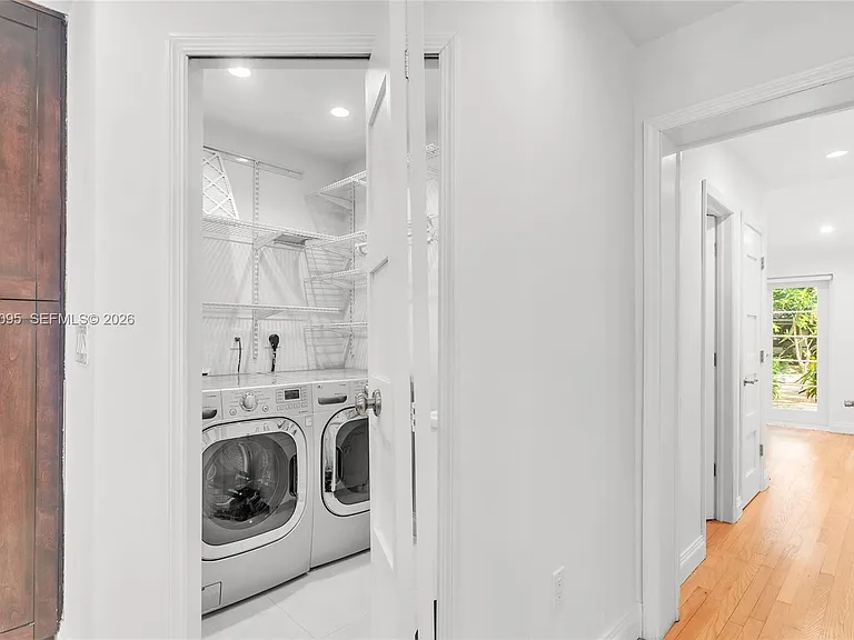 776 NE 74th St — Photo 15