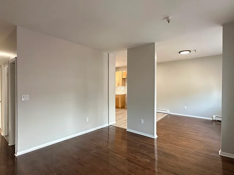 67 Brinkerhoff St #D4 — Photo 5