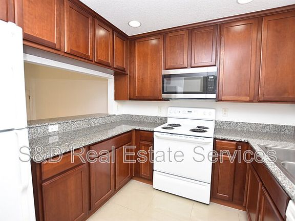 4th image of 5410 River Rock Rd