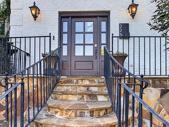 2nd image of 225 Arbor Creek Way