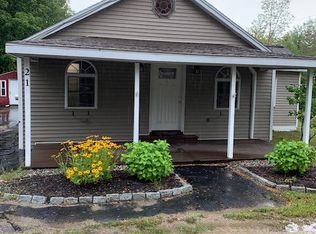 19-21 Roosevelt Trl, Windham, ME 04062