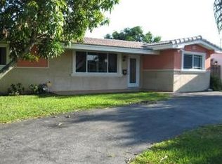 8350 NW 16th St, Hollywood, FL 33024