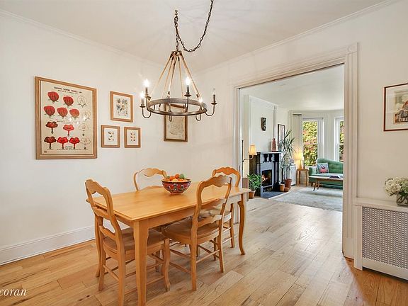 3rd image of 1017 8th Ave APT 3
