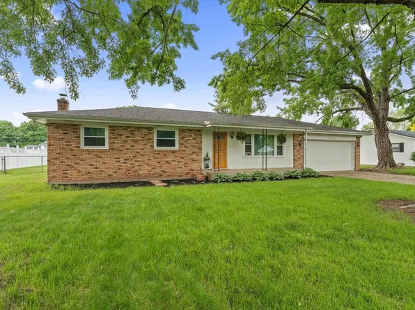 15258 Kerlin Dr, Granger, IN 46530