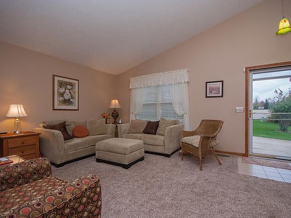 3rd image of 4567 Rocky Mountain Dr