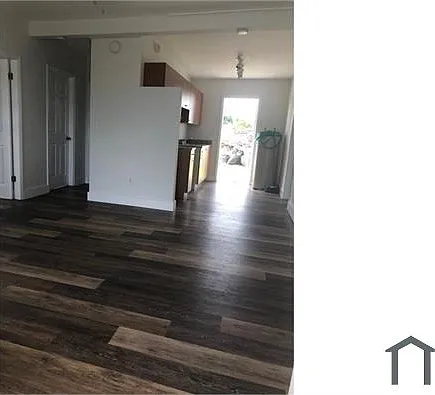 1446 NW 7th Pl — Photo 9