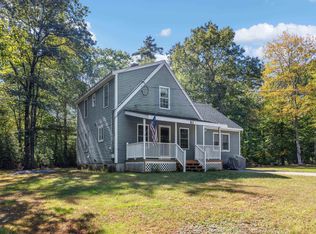 82 Fairview Dr, North Waterboro, ME 04061