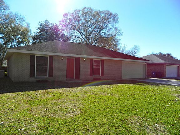 2nd image of 227 Churchill Dr