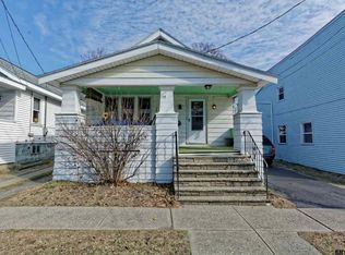 51 Arch St, Green Island, NY 12183