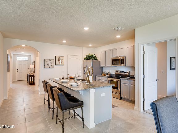 4th image of 2266 Lake Preserve Cir