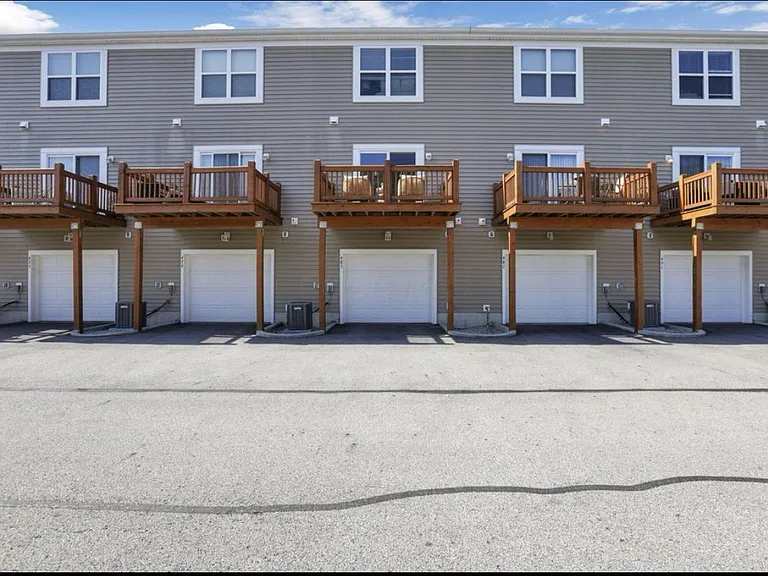 483 Autumn Ridge Cir — Photo 27
