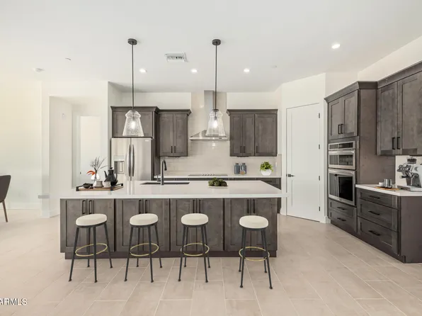 22352 W Daley Lane, Surprise, AZ 85387