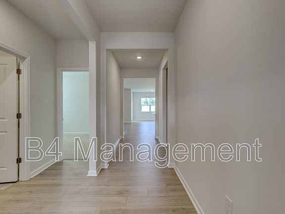 4th image of 2167 Springview Ct
