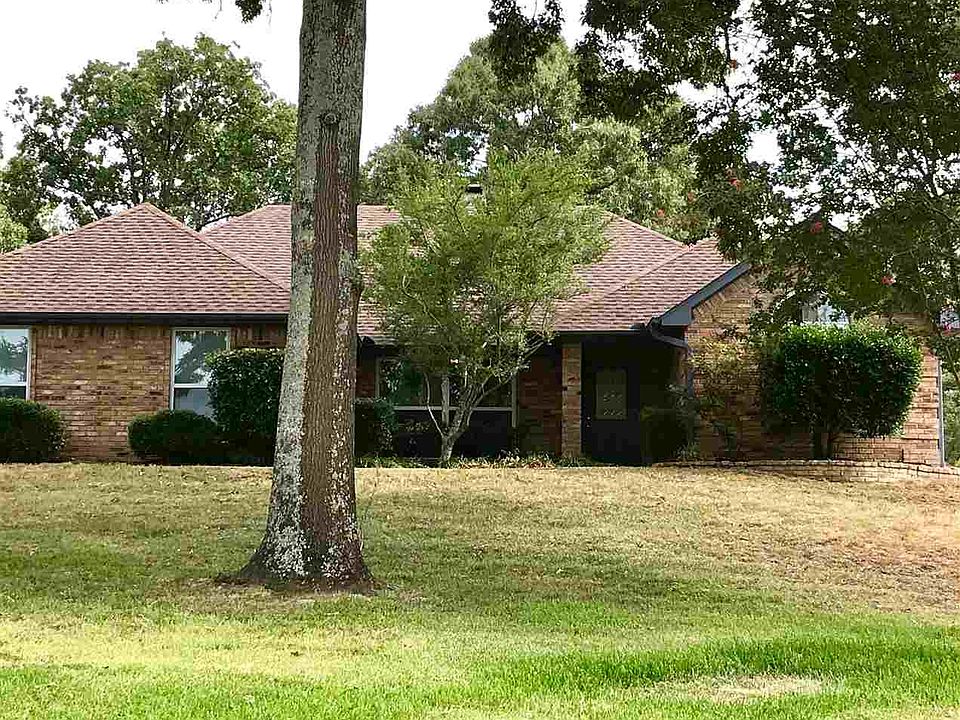 1st image of 13889 Birchwood Cir