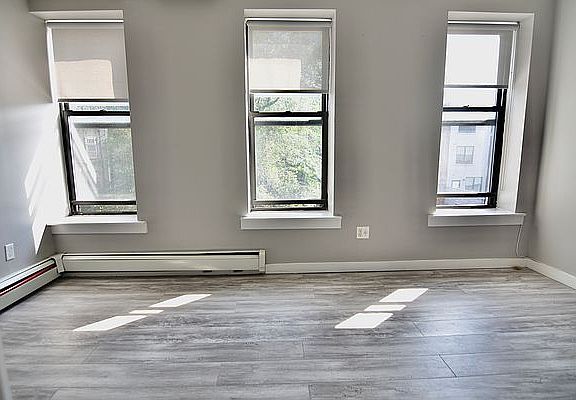 4th image of 354 E 134th St APT 2
