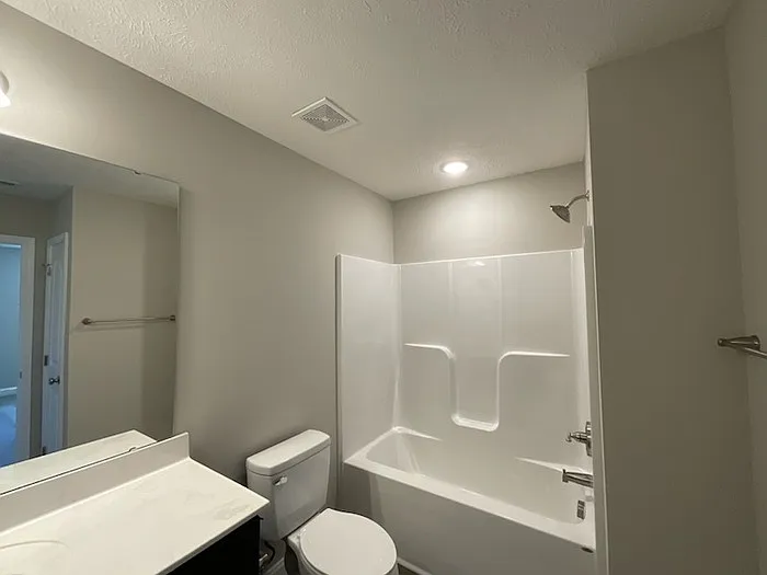 122 Pinecrest Cir W #A — Photo 7