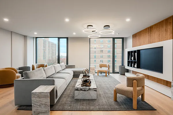 Rented by Nooklyn NYC LLC | media 17