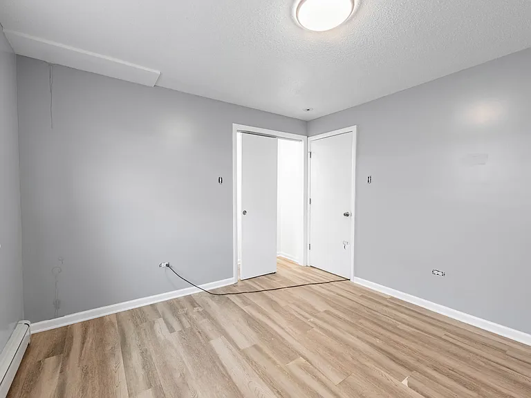 5508 W 55th St #7 — Photo 1