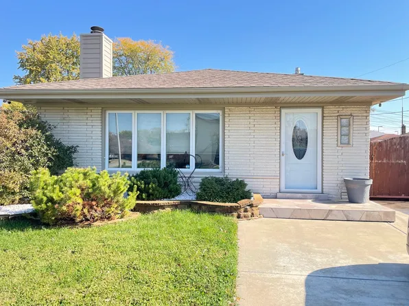 8639 Long Ave, Burbank, IL 60459