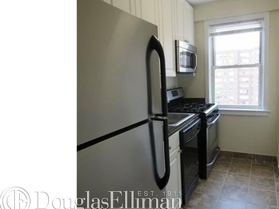 1st image of 15 W 139th St APT 12C