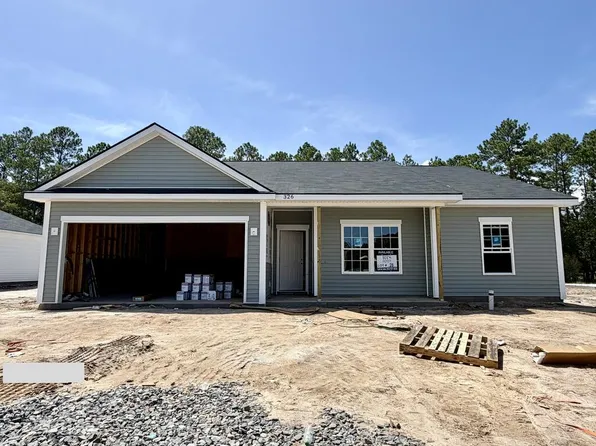 326 Juniper Dr, Hinesville, GA 31313