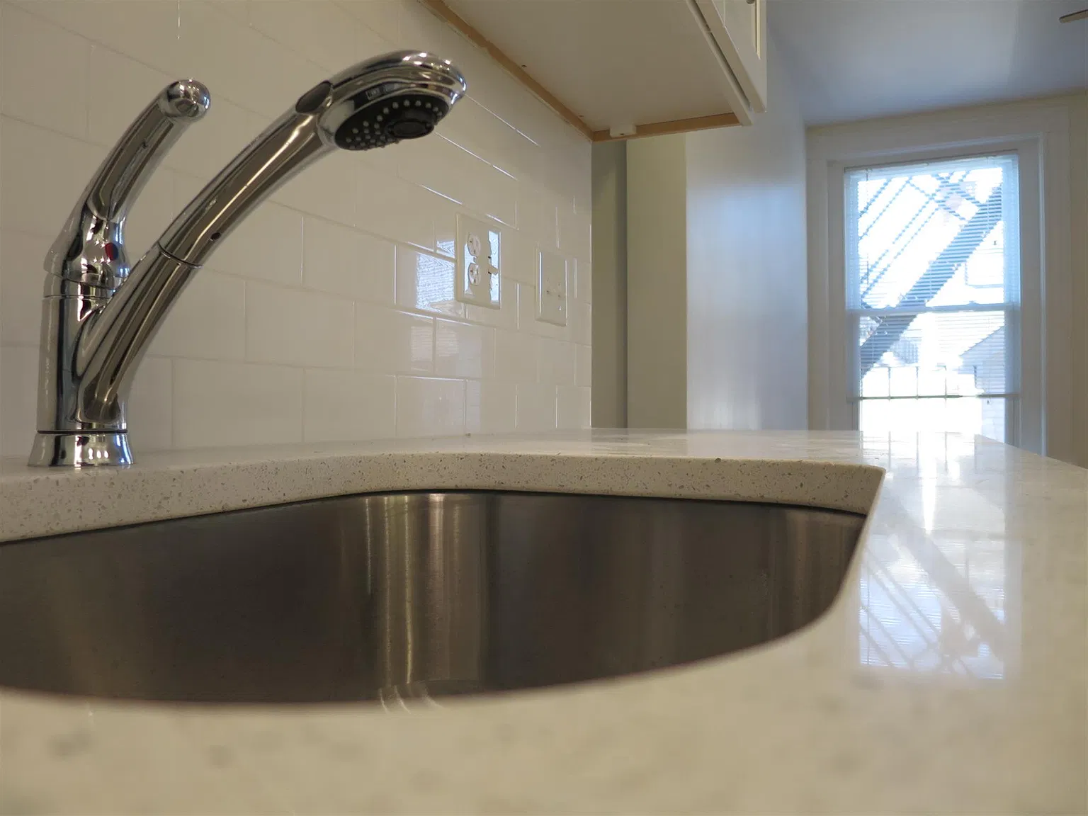1 bed, 500 sqft, $2,350 — Photo 4