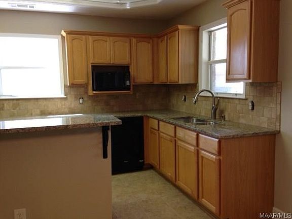 5th image of 164 Dogwood Meadows Ln
