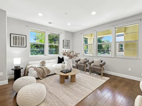 2955 Via Roma Pl #42, Santa Clara, CA 95051