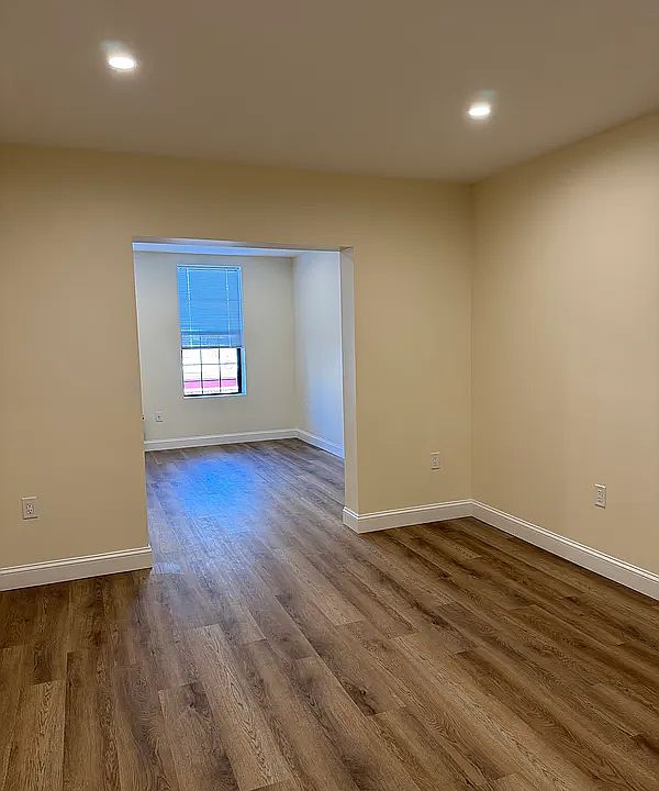 1st image of 35-12 Ditmars Blvd #2G
