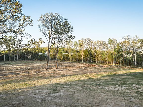 3rd image of 1400 Nagogami Road