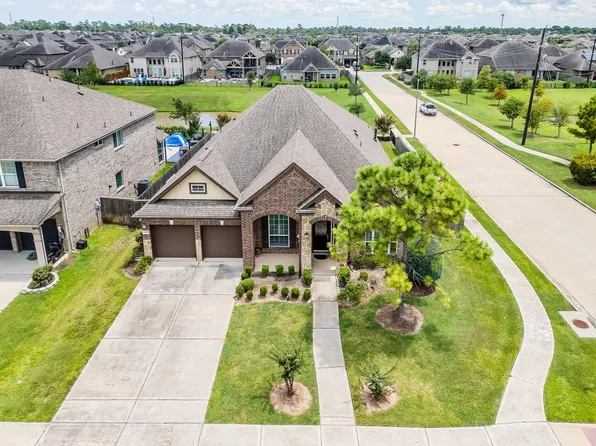 2309 Rosehill Garden Trl, Pearland, TX 77089