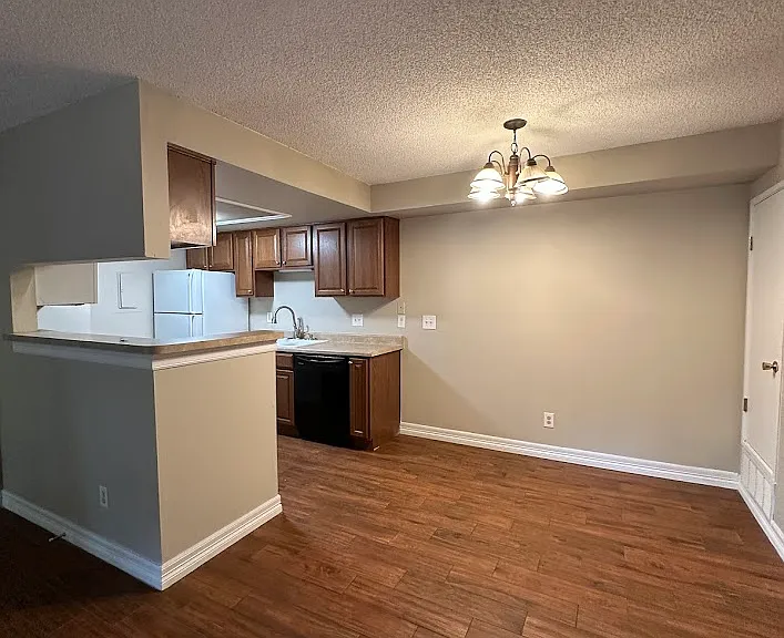 1872 S Pitkin Cir #0 — Photo 18