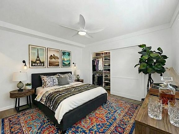 2nd image of 5819 Carlton Way APT 8